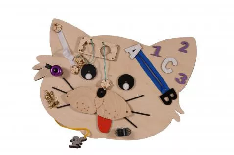 MONI Montessori matatófal cica