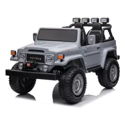 Toyota Land Cruiser elekromos autó2 személyes